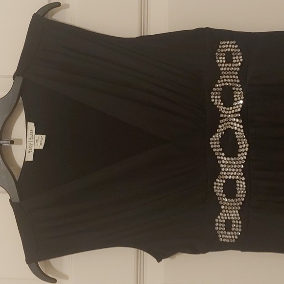 Beautiful Top! New! - Picture 2 of 8